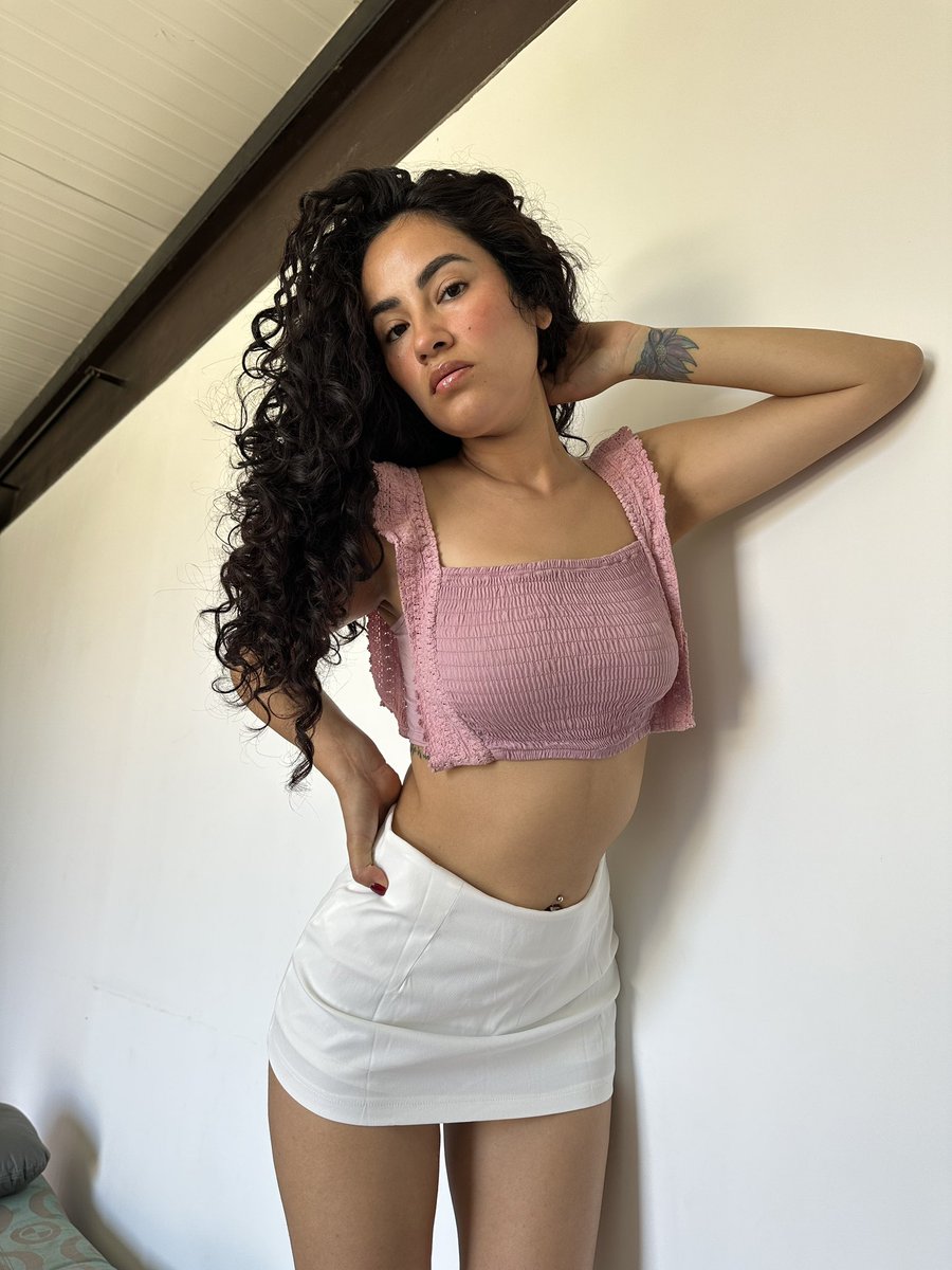 Aurelie 🧘‍♀️ tweet media