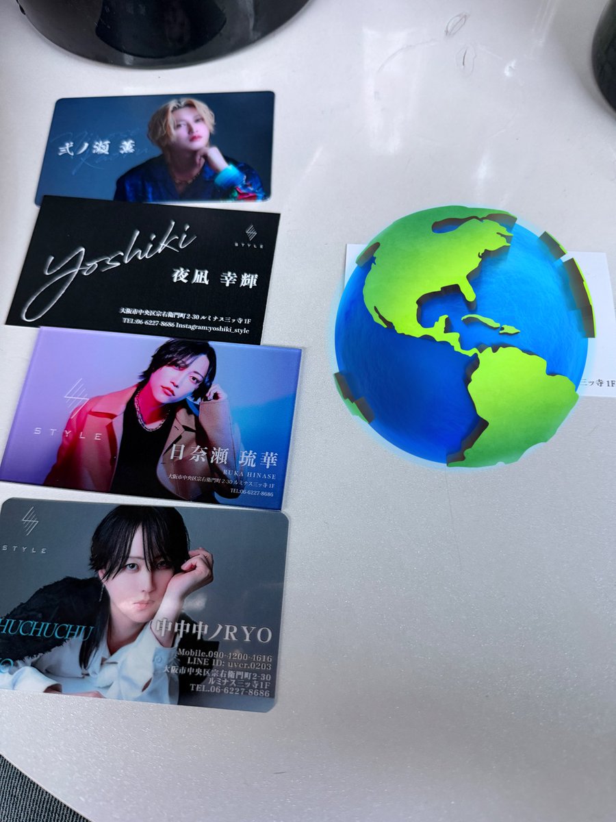 ninosekaoru's tweet photo. 昨日4人で悩まれた結果、僕の勝ち🙋
4人もいいなと思って悩んでくれるの嬉しいな、今度3人ともヘルプついてもらおっと https://t.co/tcXVktgHep