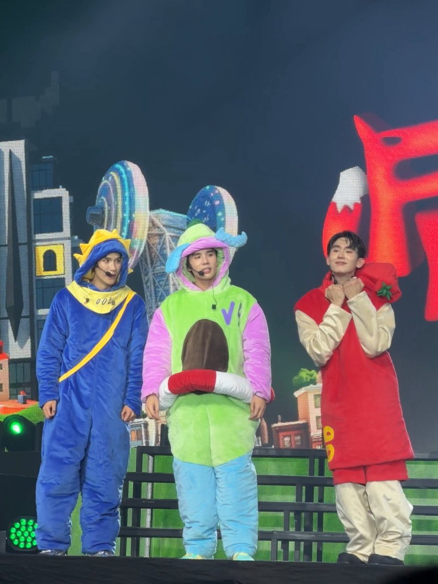 2ทุ่มหาว ..ทุ่มนึงก็หลับแล้วค่ะ tweet media