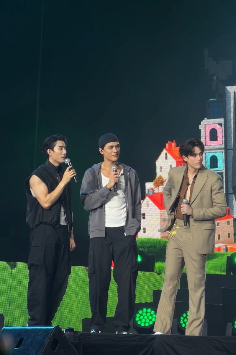 2ทุ่มหาว ..ทุ่มนึงก็หลับแล้วค่ะ tweet media