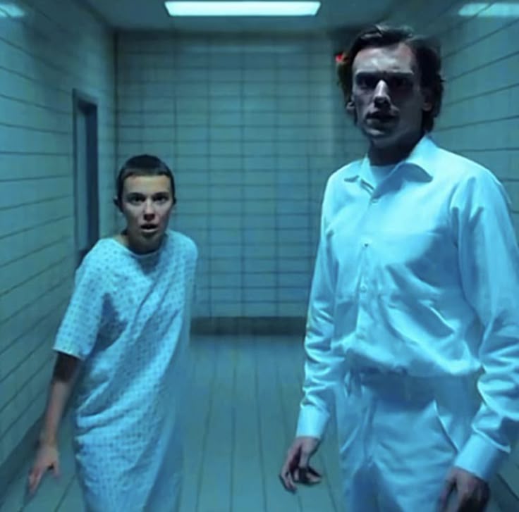 hugalpine_owner's tweet image. #NewVariant MEGAONE but El and Henry are Lorax and Onceler. Instead of El pulled Henry in upside down she's leaves a stone with the message "UNLESS". Instead of that long ass prologue Henry singing 'How Bad Can I Be' whlie slapping his neck one by one inside rainbow room.