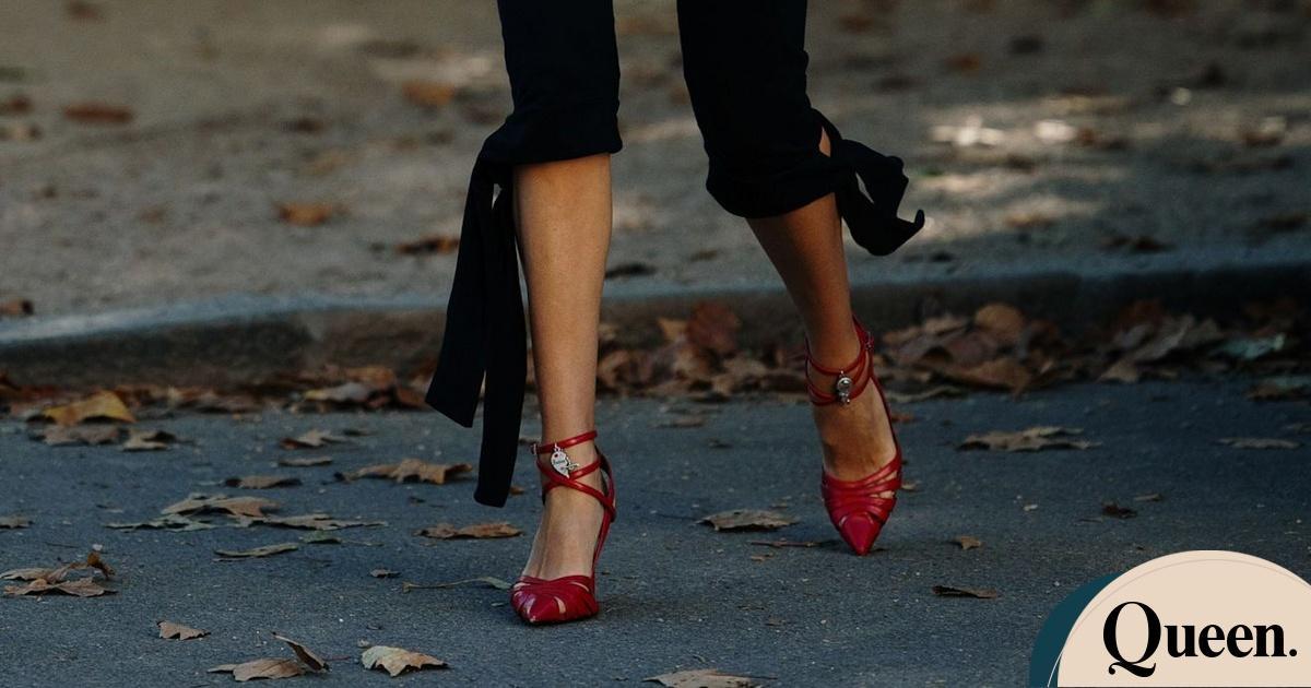 Queen.gr tweet media