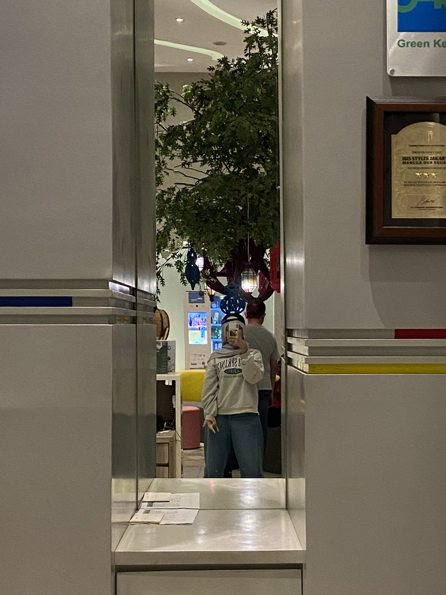 (e)naii 🥑 tweet media