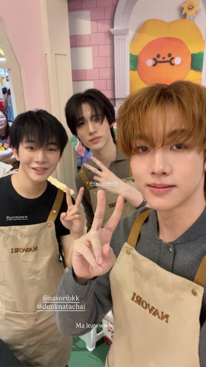 natanata_love's tweet image. new cloudisclub collection is modeled by dunk's friend kietar 🙌🙌🙌 he was also helping out navori pop up booth at the mall 🥹🫶🏻 love how his friends support him like this 💗

#CloudisClub #dunknatachai #dunkdunk