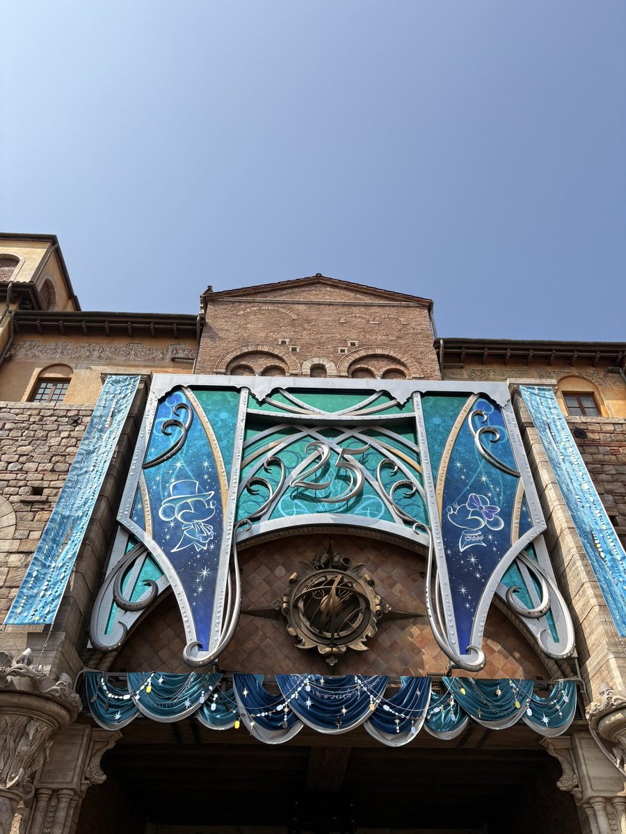 𝘢𝘷𝘰𝘤𝘢𝘥𝘰 . tweet media