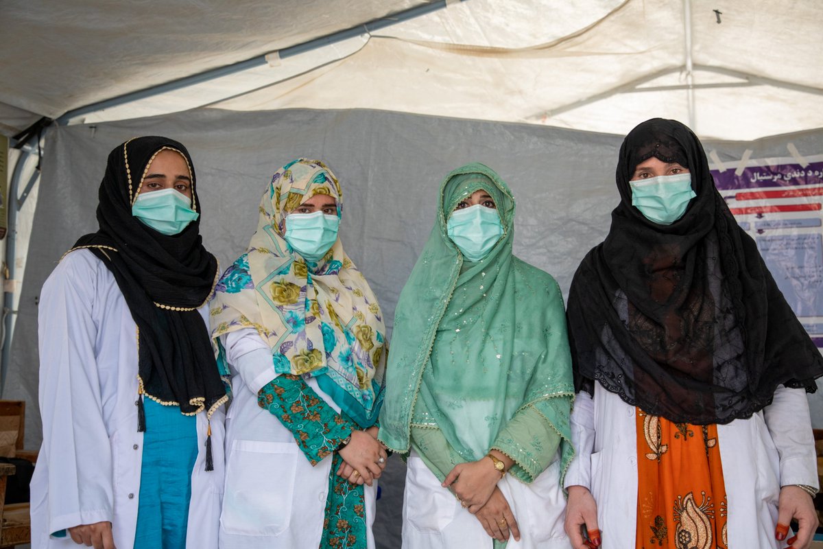 UNICEFAfg's tweet photo. Basmina. Brishna. Khadija. Adela.

Four health workers kept showing up in the aftermath of the earthquake in eastern Afghanistan, delivering lifesaving health and nutrition services to displaced families.

This is their story: ➡️https://t.co/VmALIyEAez

#ForEveryChild, health. https://t.co/0TmUbkXaXH