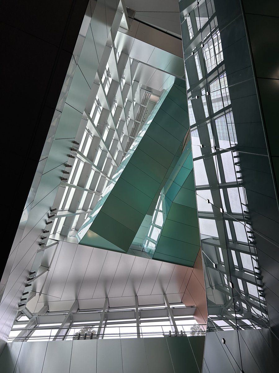 おってい tweet media