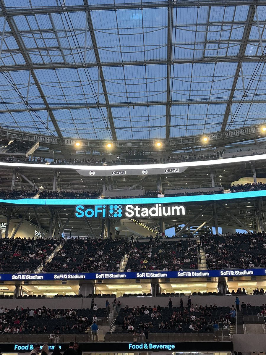 menace ::) tweet media