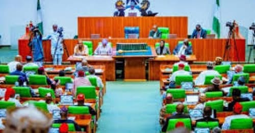 abati1990's tweet photo. #Weekrecap: Defection tsunami: 27 Reps dump PDP, others for APC, ADC
#VWFC | He is Risen
https://t.co/VXSESdg1lu https://t.co/T2SsQYb5sV