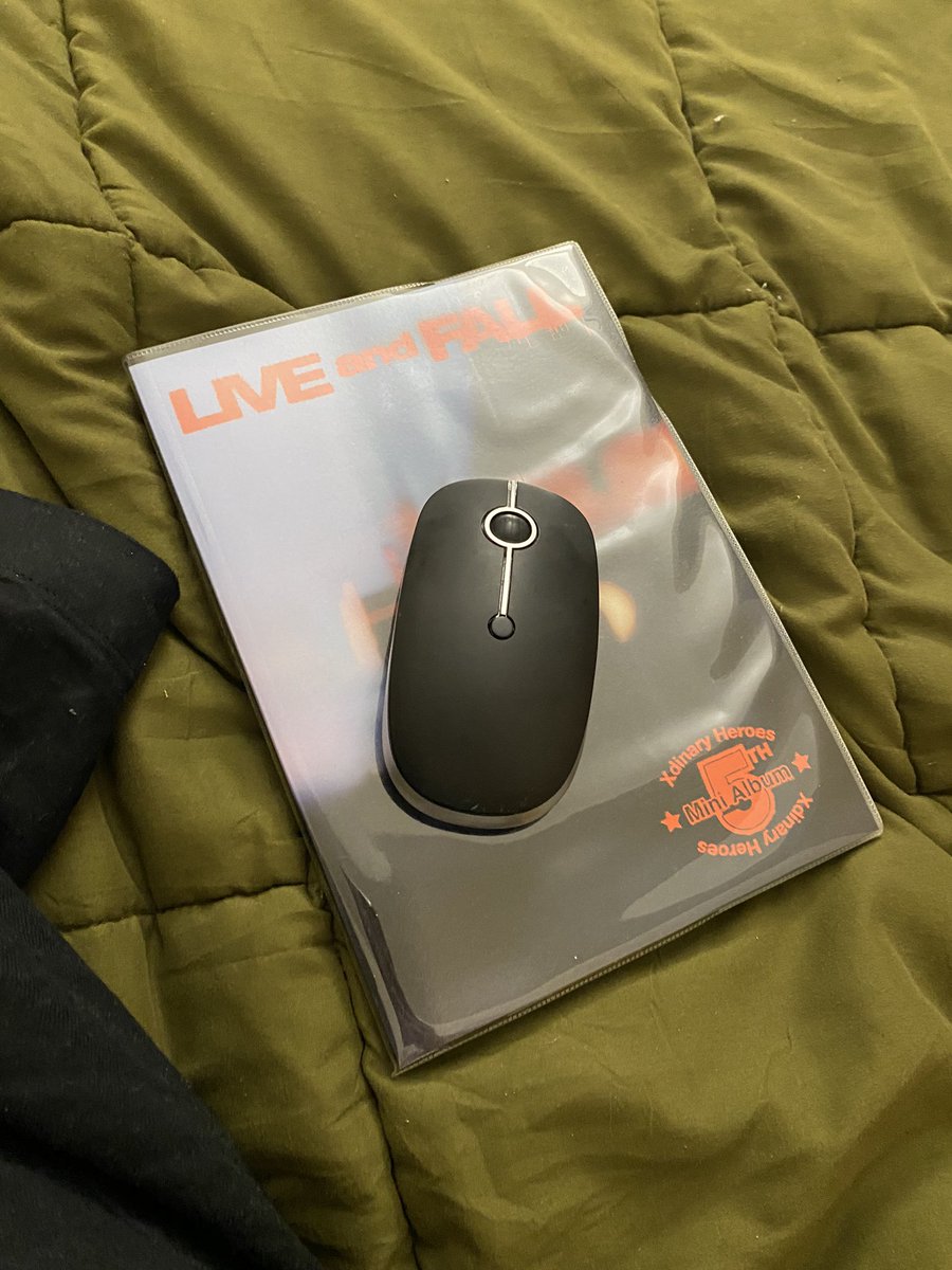 lyna🪸 tweet media