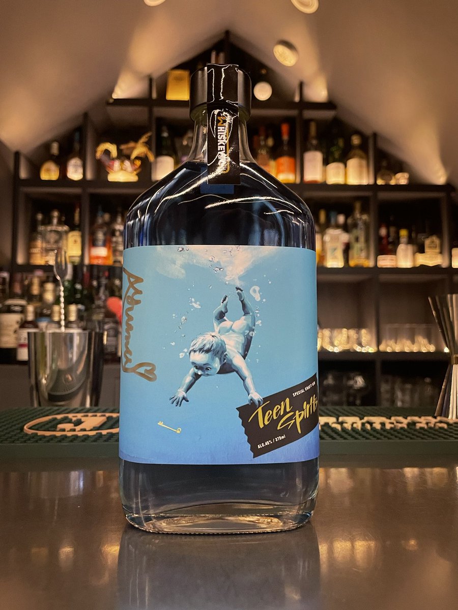 鶯谷 クレープ&バー ニュイ tweet media