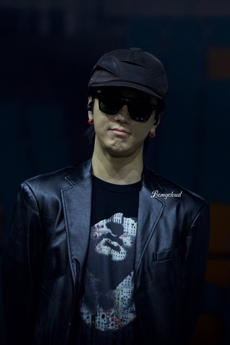 kelly 켈리 tweet media