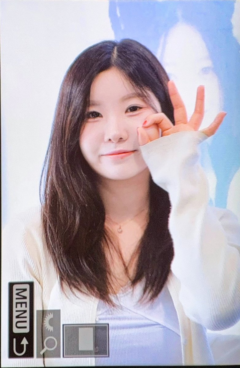 MeUNaYu tweet media