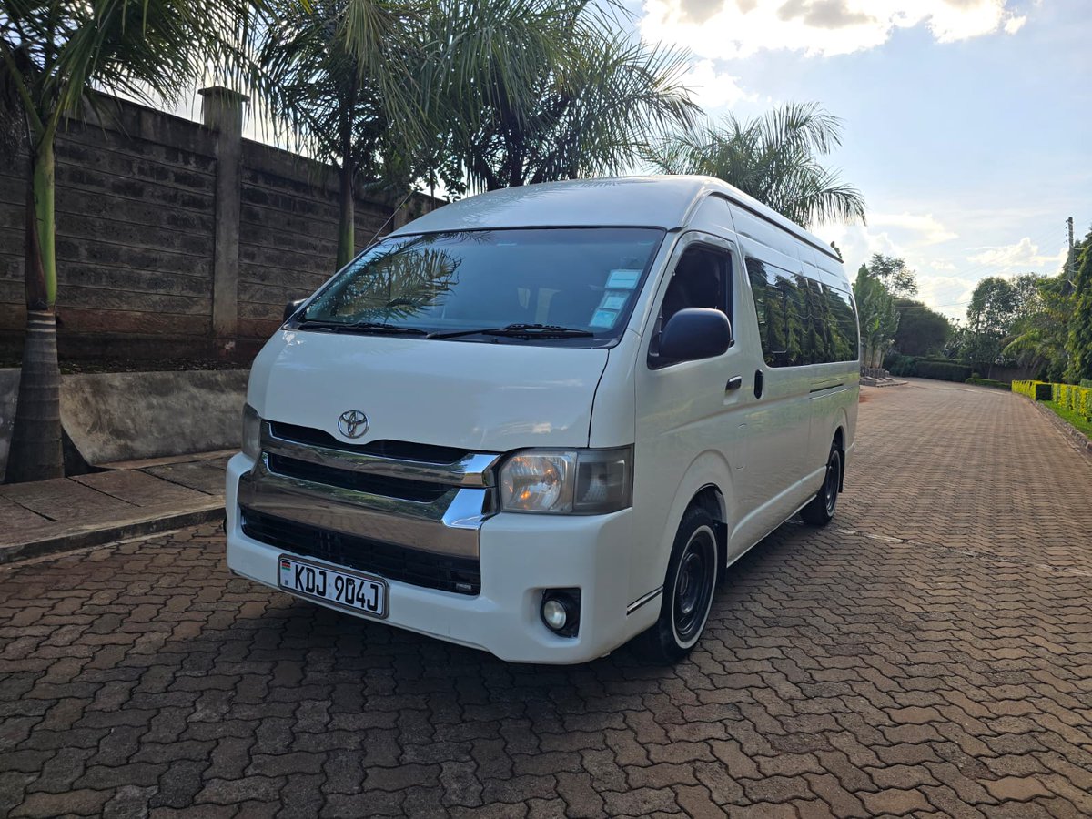 Hashi_Cars's tweet photo. @biz_kot 2015 Toyota Hiace 9L 🔥
3.0L 1KD Diesel | Manual
156K km | Original paint
Grey interior | New tyres
Bank/SACCO finance available
Ksh 3.45M neg
📲 0705554502 https://t.co/T8jXbwnccr