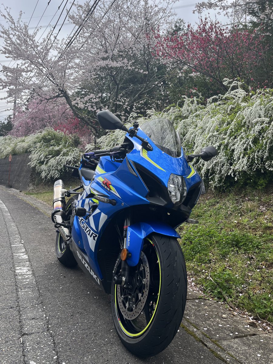 骨折ライダー@チタン入ってます🩹 tweet media