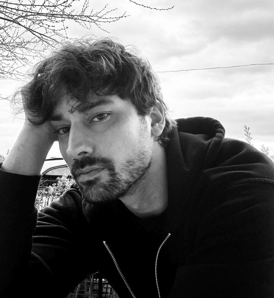 Qué paz y tranquilidad nos transmite nuestro guapo. Apapachos, cariño 🫰❤️ #AlpNavruz