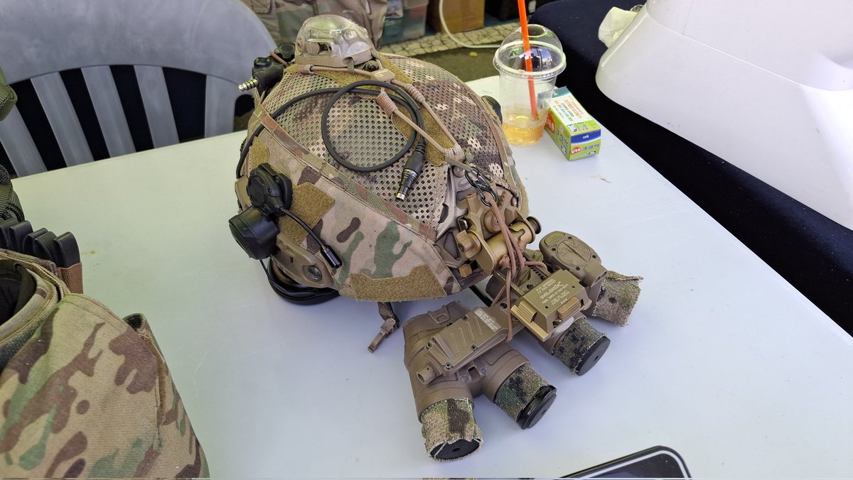 래커_코스계 tweet media