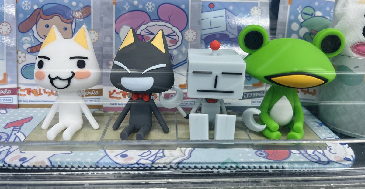 Genki_JPN's tweet image. Toro and Kuro the Sony cats and friends! #PlayStation