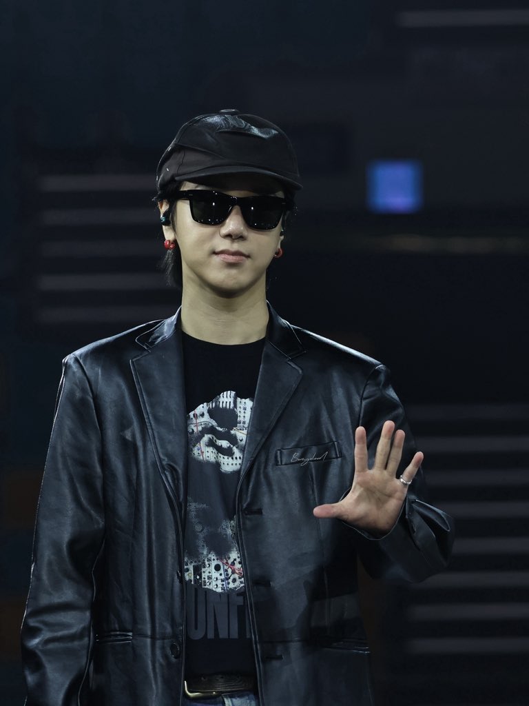 kelly 켈리 tweet media