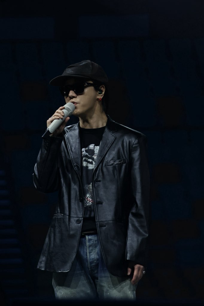 kelly 켈리 tweet media