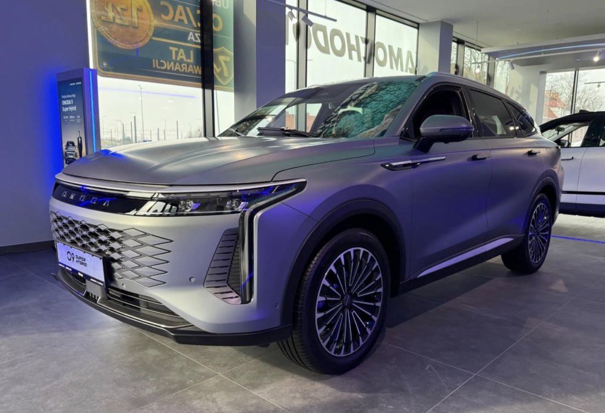 GallusWen tweet media