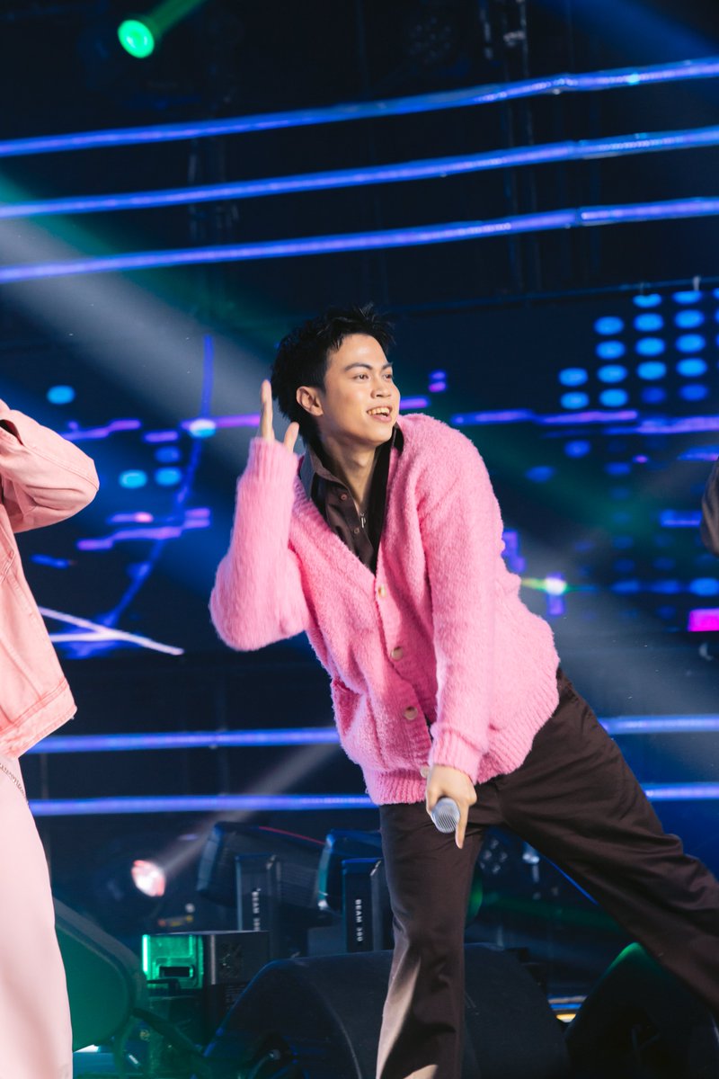 wriveph's tweet image. ➤ #WRIVE: &amp;lt;solo @wrive_drei&amp;gt;
“Panaginip Na Lang” LIVE on #ASAP🏹😴

📸 @yancaringal_

Watch #WRIVE_VLOG #1 on @wriveph YT!
🔗: youtu.be/AeeuyDEszkQ

#ABSCBN #StarMagic #StarMusicPH
#ASAPBrightSide @asapofficial