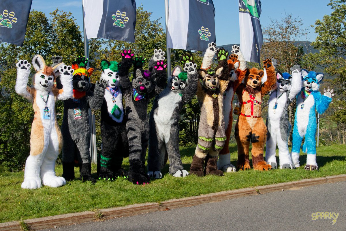 TheKarelia's tweet photo. Commissions re-open 5th to 8th of March 2027. (Fullsuits, partials and parts only)

Fursuit quotes are always open:
https://t.co/X4Qc1N8X8P

You can also always send us an e-mail if you have any questions:
thekareliafursuits@hotmail.com
Or reach out on Telegram:
@ TheKarelia
#fursuitmakers #fursuitmaking