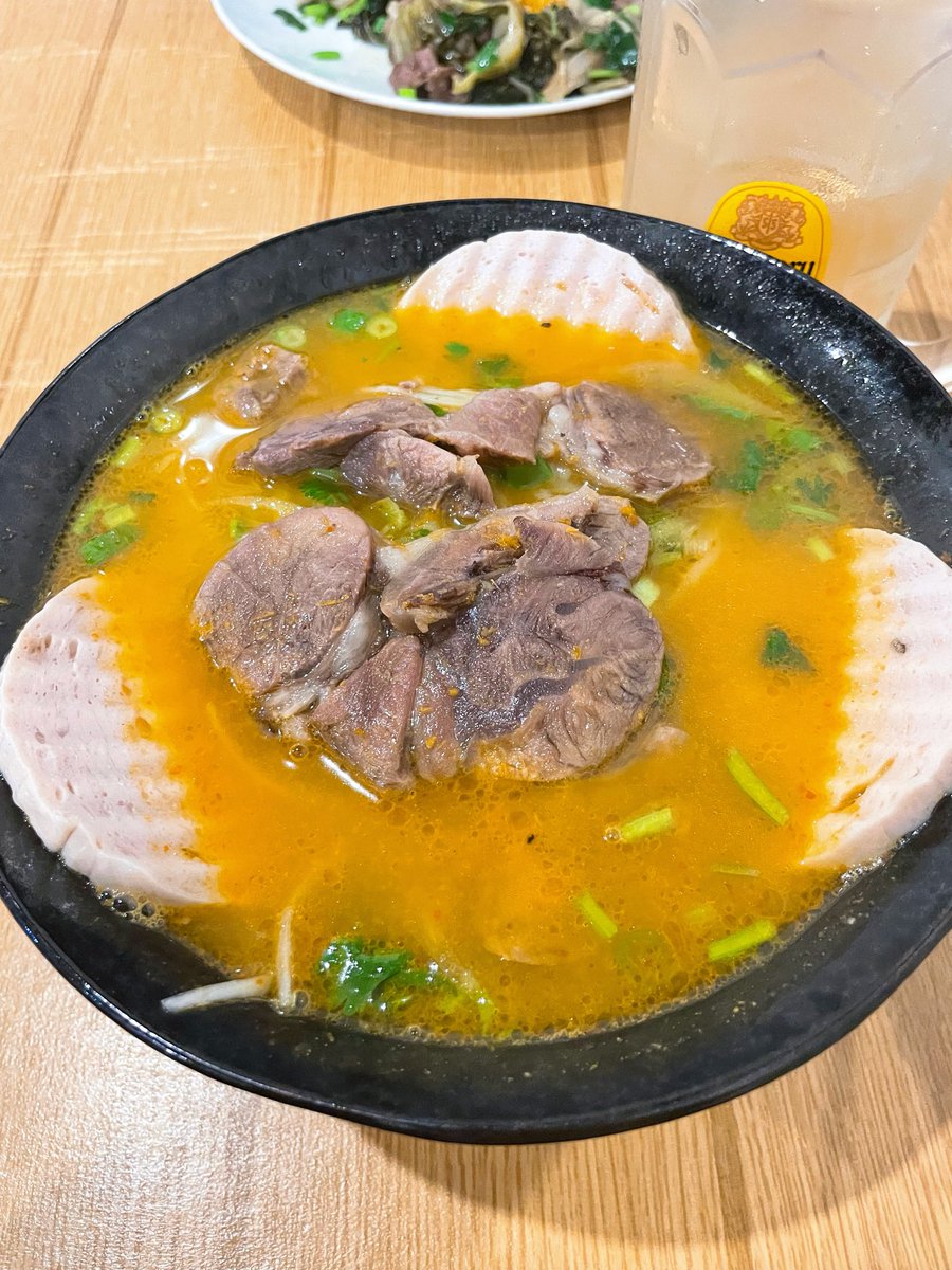 くるん tweet media