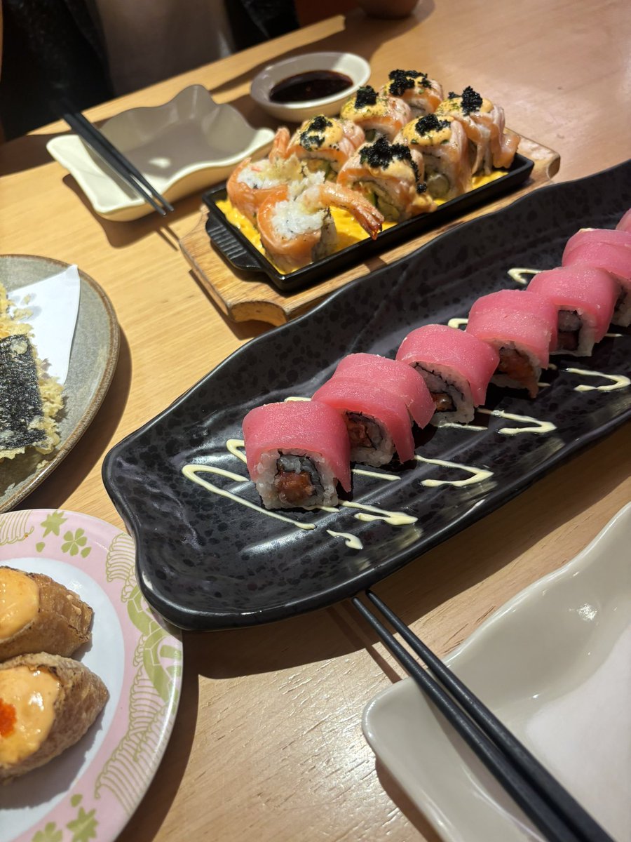 vienacy.ᐟ tweet media