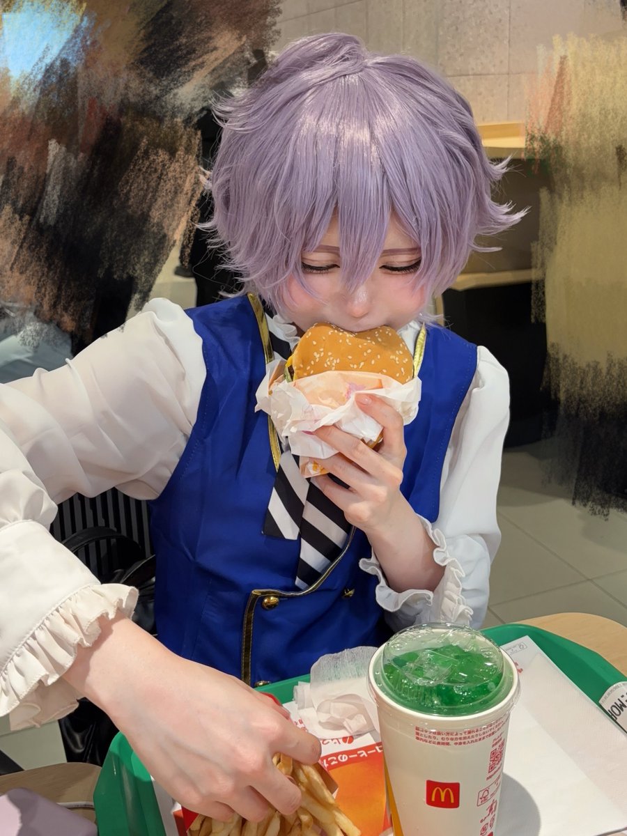 柊真￤4/18横a! tweet media