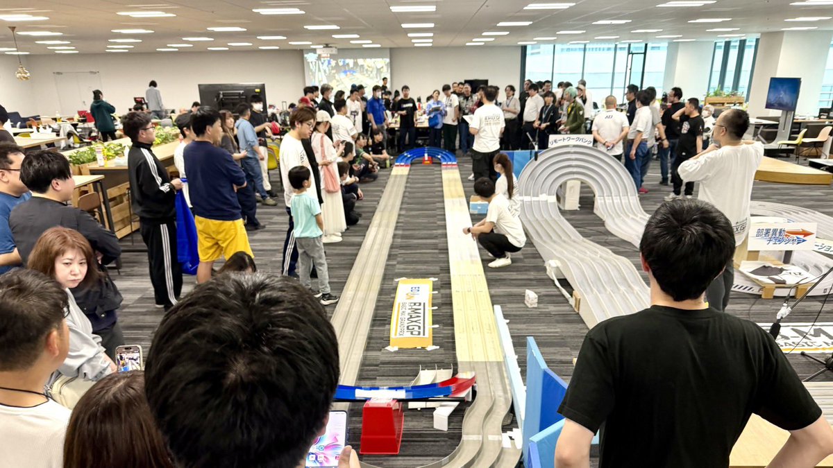 なんだか盛り上がるドラッグレース
トルクチューンなのにこの速さ！すごいです
#bmaxgp #mini4wd