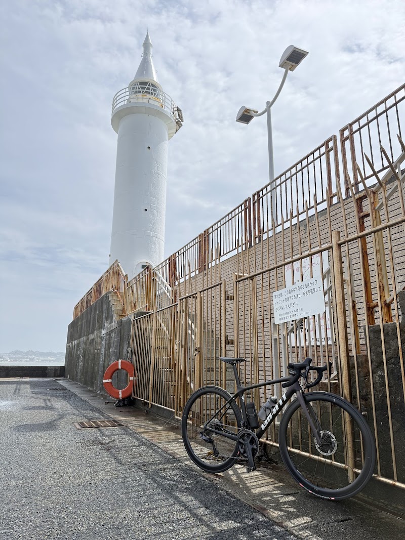 やました tweet media