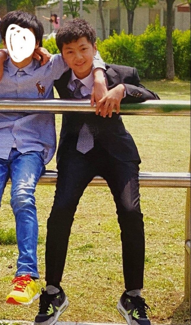 sloww 멜 tweet media