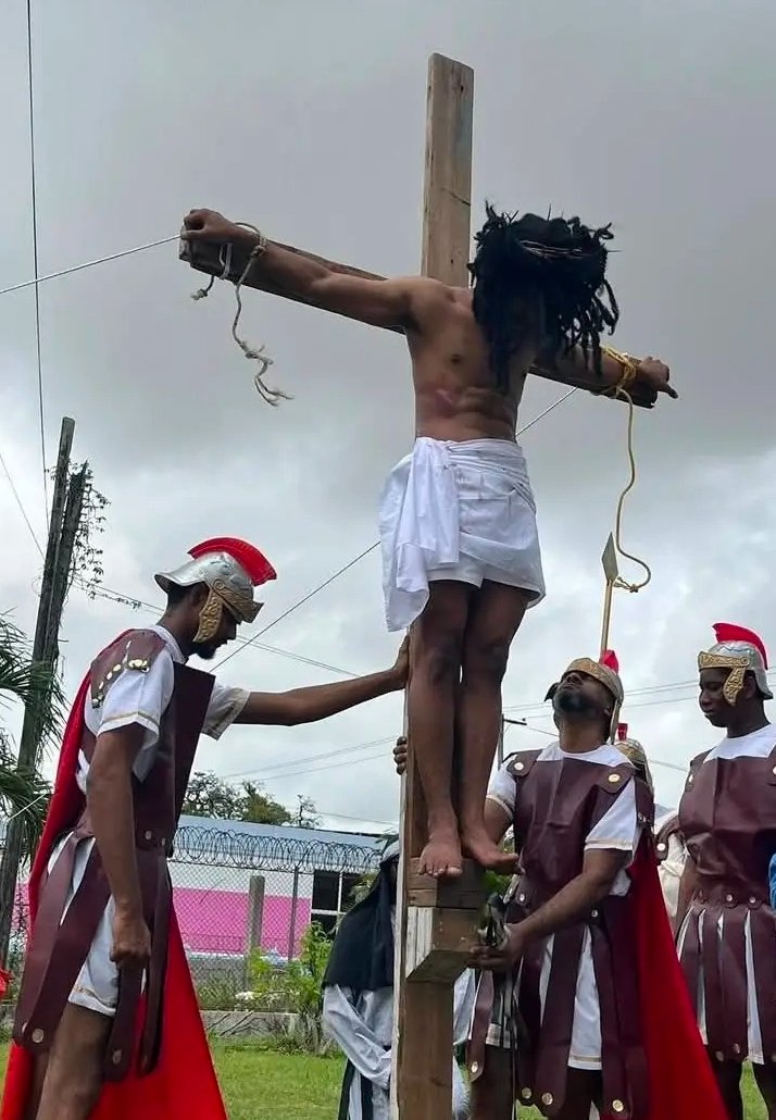 Incognito tweet media