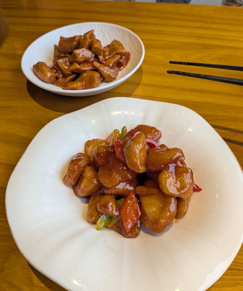 Regelegorila tweet media