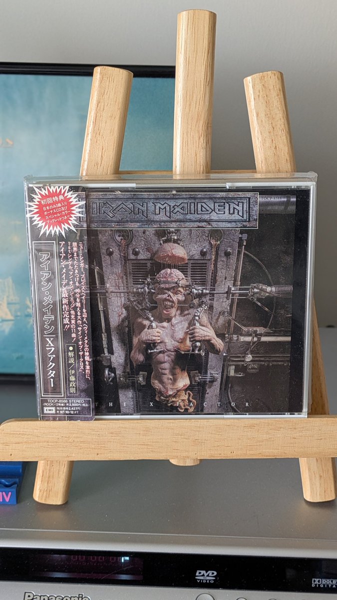 クラさん tweet media