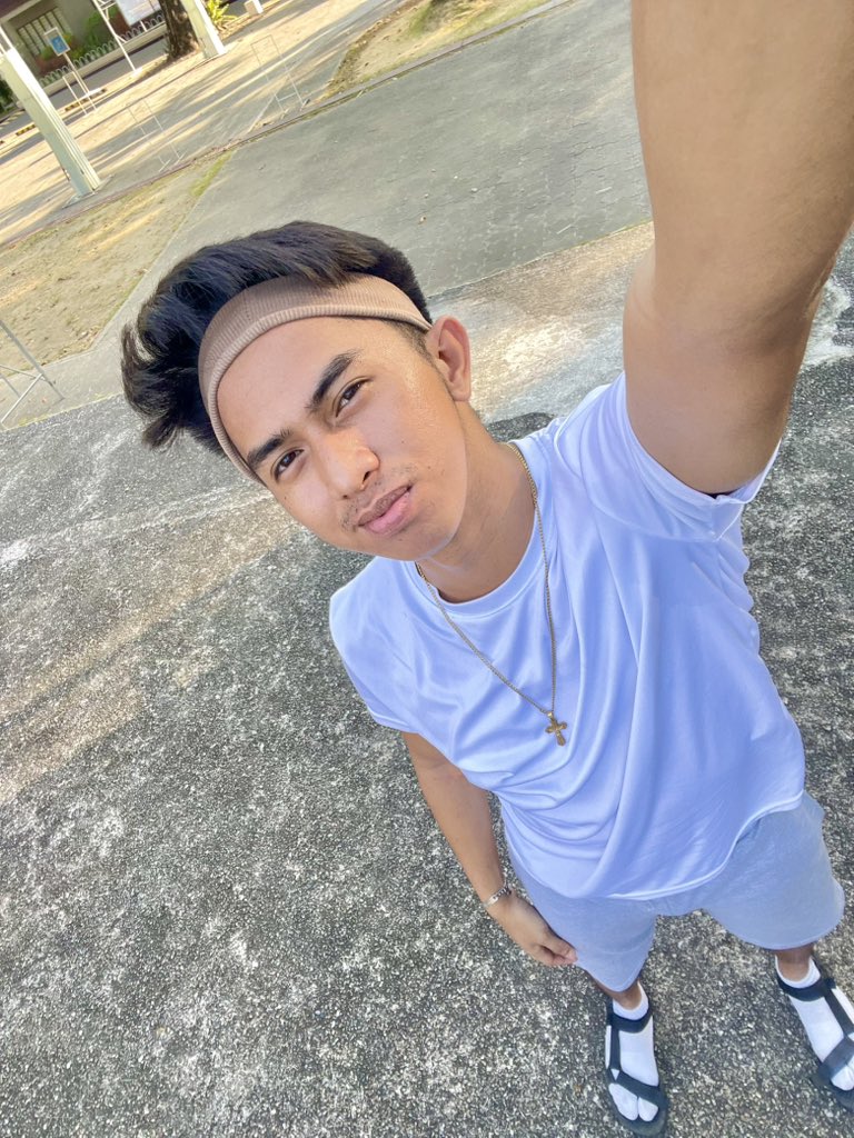 zyrkrets🖤 tweet media