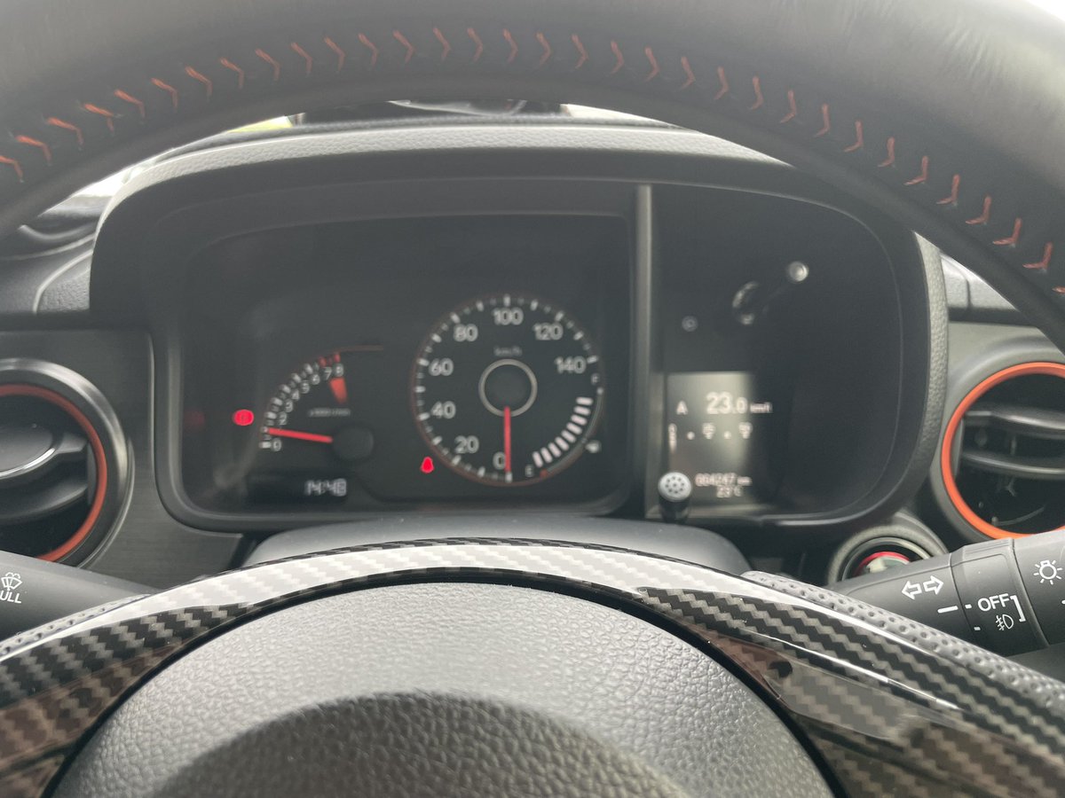 Kabuto43416's tweet photo. 20超えるMT車です https://t.co/lV2VWXPaGp