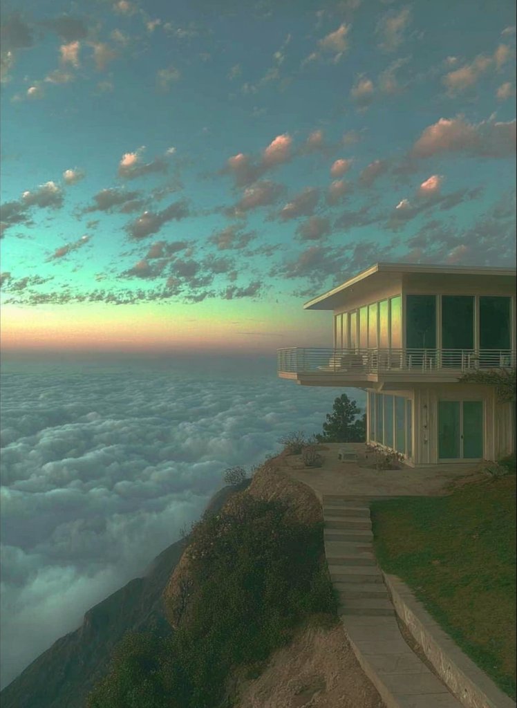 Liminal Space tweet media