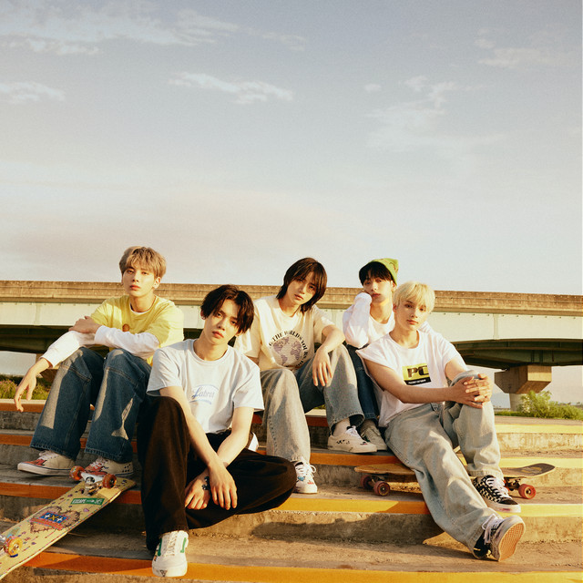 Kpop on Charts tweet media