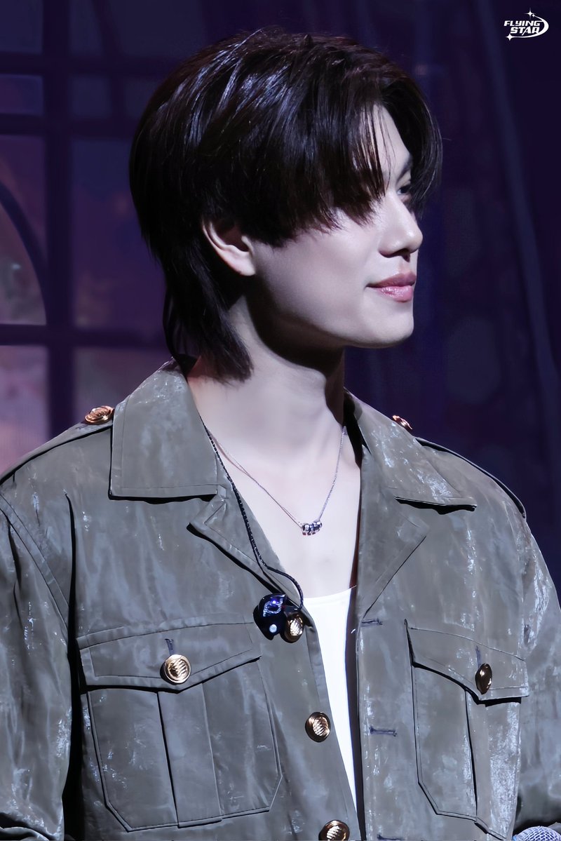 Flying_Star tweet media