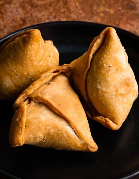 Sourcasm tweet media