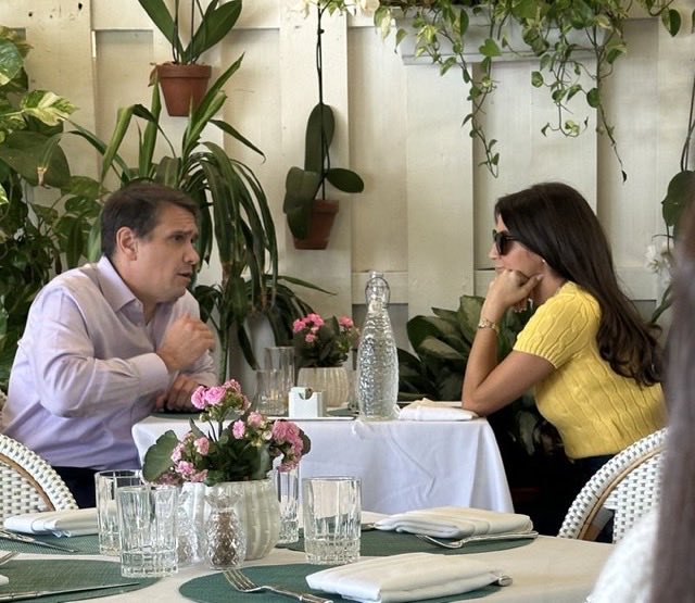 Retard Translator ™ tweet media