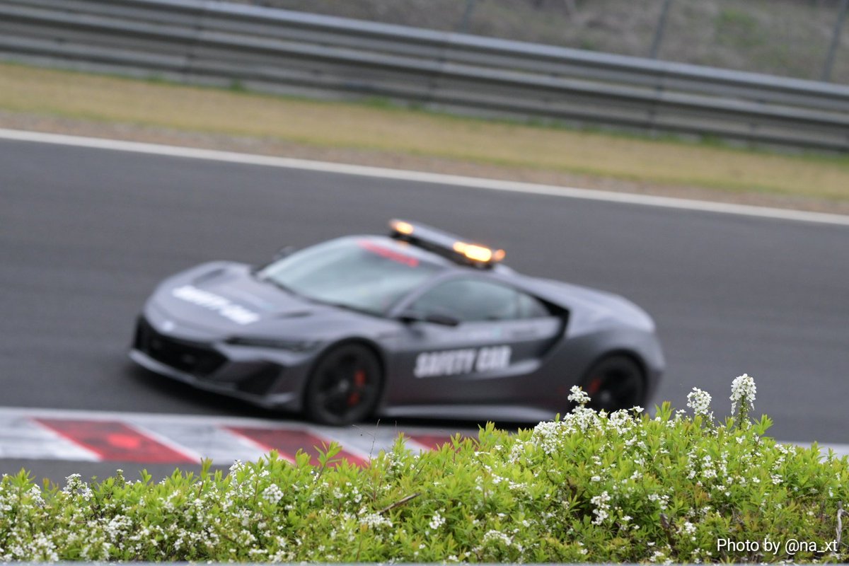 なかのん tweet media