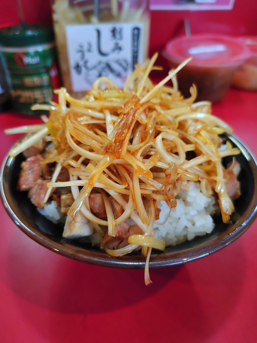 ☪︎ *. ayya ☪︎ *. tweet media