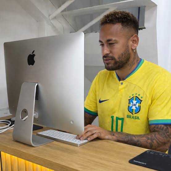 palmitic c activity tweet media