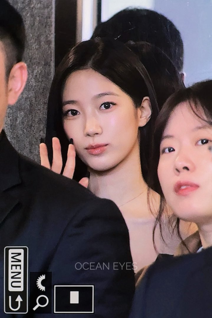 OCEAN EYES tweet media