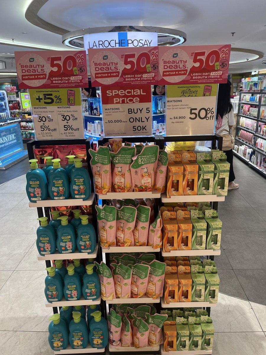 chizmtch's tweet photo. open jastip watson kapan lagi body wash beli 5 only 50k🤩 fee start 5k yaa
yuk yg mau reply https://t.co/1Lfrao8SOO