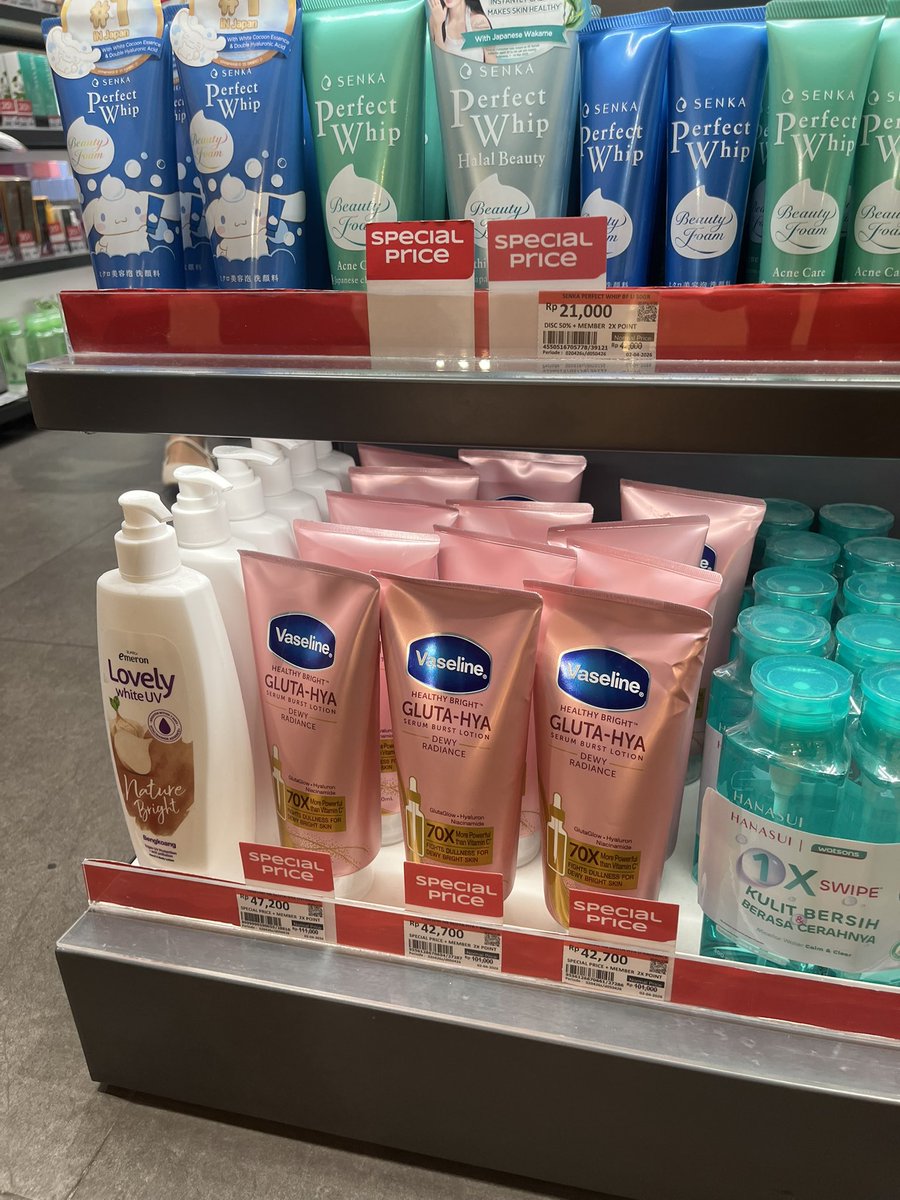 chizmtch's tweet photo. open jastip watson kapan lagi body wash beli 5 only 50k🤩 fee start 5k yaa
yuk yg mau reply https://t.co/1Lfrao8SOO