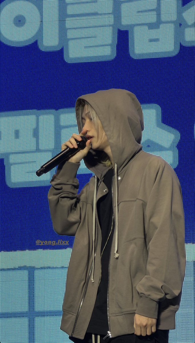 hyunlix pics tweet media